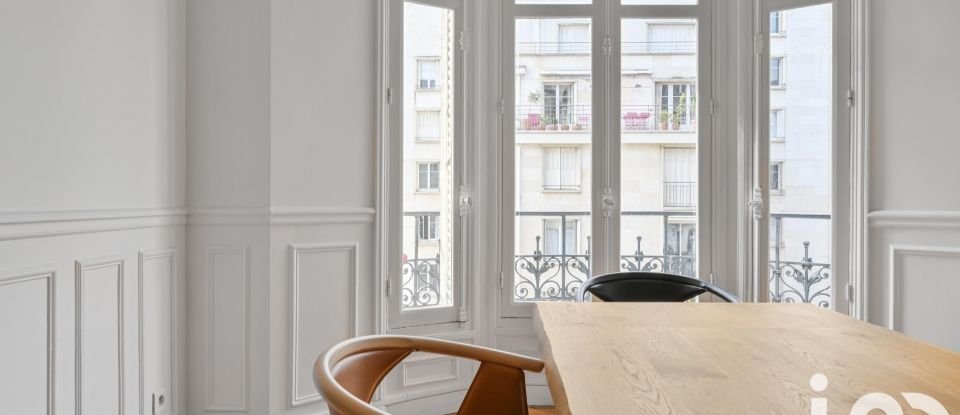 Appartement 4 pièces de 120 m² à Paris (75017)