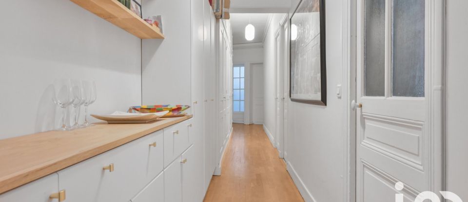 Appartement 4 pièces de 120 m² à Paris (75017)