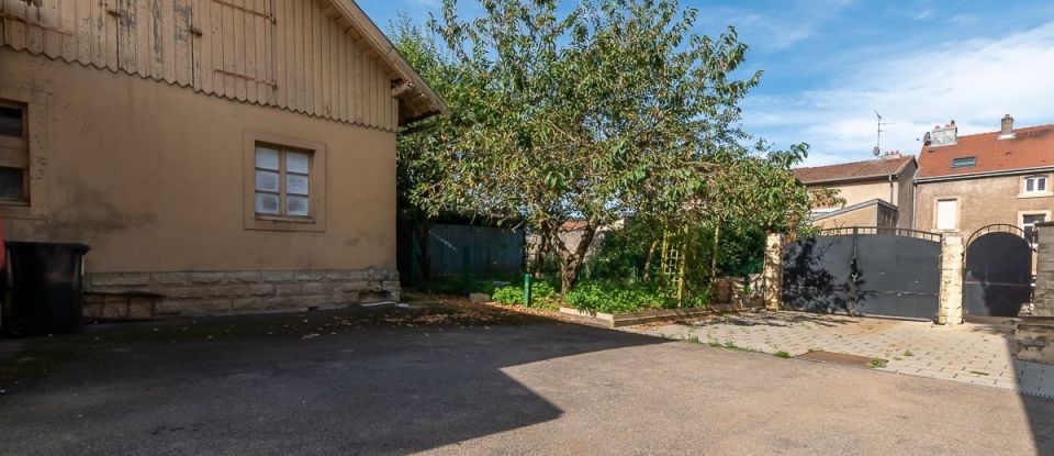 Maison 9 pièces de 153 m² à Audun-le-Tiche (57390)