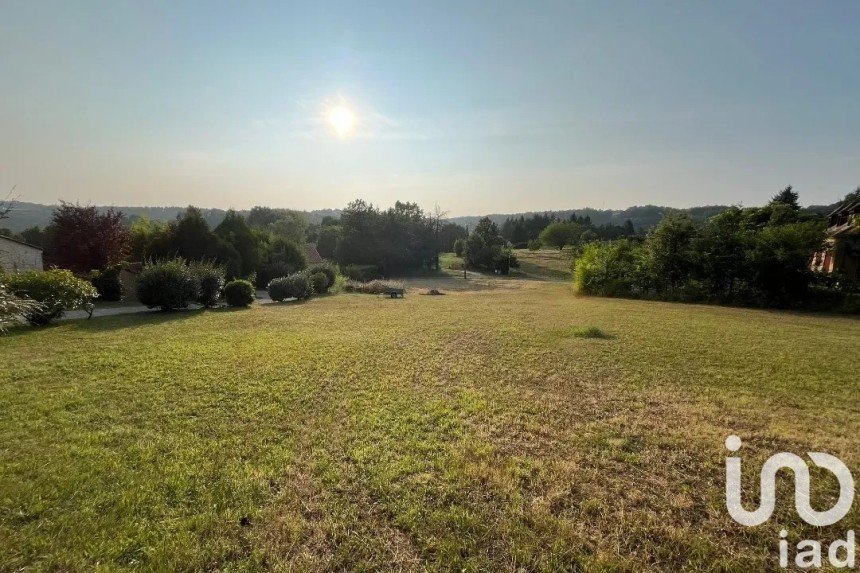 Terrain de 1 111 m² à Sarlat-la-Canéda (24200)