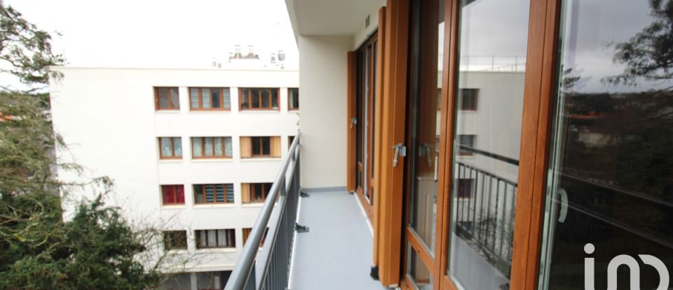 Appartement 3 pièces de 65 m² à Palaiseau (91120)