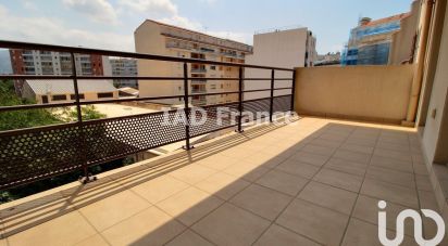 Appartement 3 pièces de 58 m² à Marseille (13008)