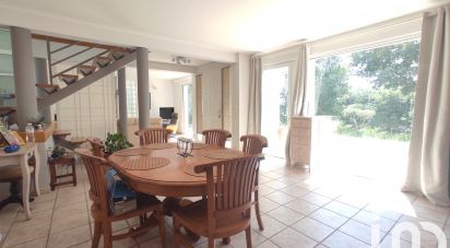 House 5 rooms of 160 m² in Montmeyran (26120)