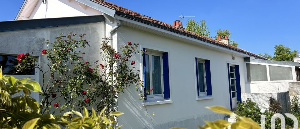 House 6 rooms of 104 m² in Saint-Sébastien-sur-Loire (44230)