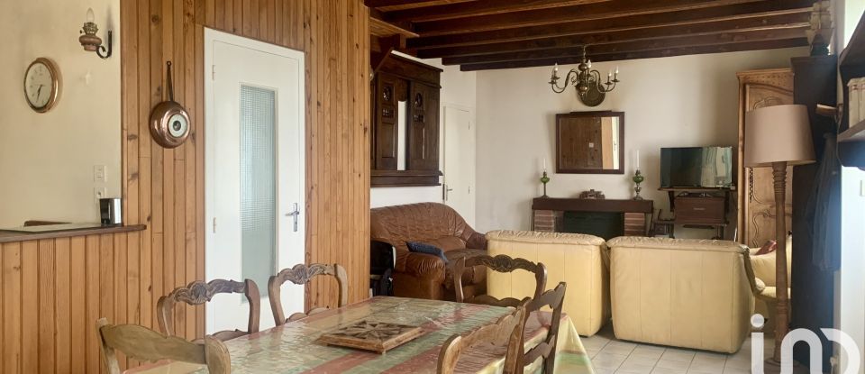 Country house 3 rooms of 80 m² in Val d'Oust (56460)