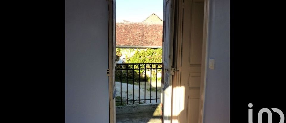 Village house 6 rooms of 115 m² in Leugny (89130)