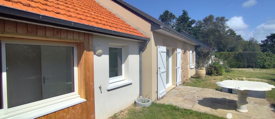 House 4 rooms of 102 m² in Pleumeur-Bodou (22560)