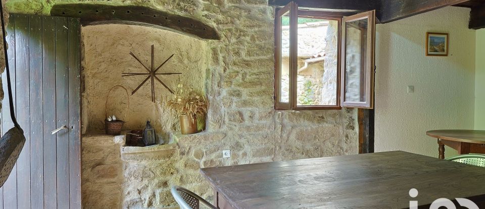 Farm 11 rooms of 165 m² in Gilhoc-sur-Ormèze (07270)