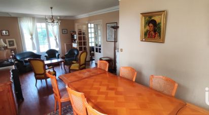 Traditional house 5 rooms of 107 m² in Ménigoute (79340)