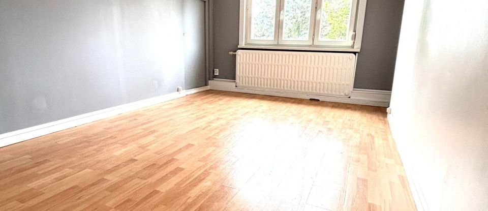 Immeuble de 260 m² à Hornaing (59171)