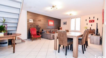 House 8 rooms of 182 m² in Saint-Clar-de-Rivière (31600)