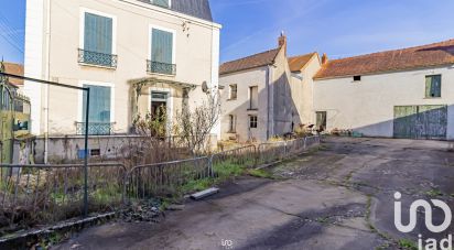 House 7 rooms of 350 m² in Flins-sur-Seine (78410)