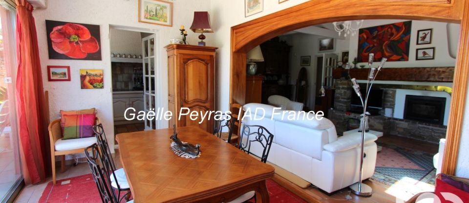 House 5 rooms of 142 m² in Sanary-sur-Mer (83110)