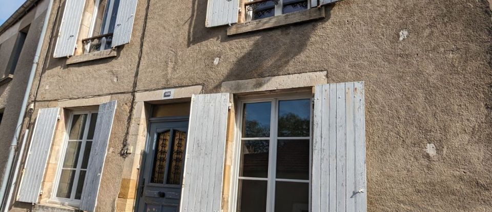 Maison de ville 4 pièces de 80 m² à Dun-sur-Auron (18130)