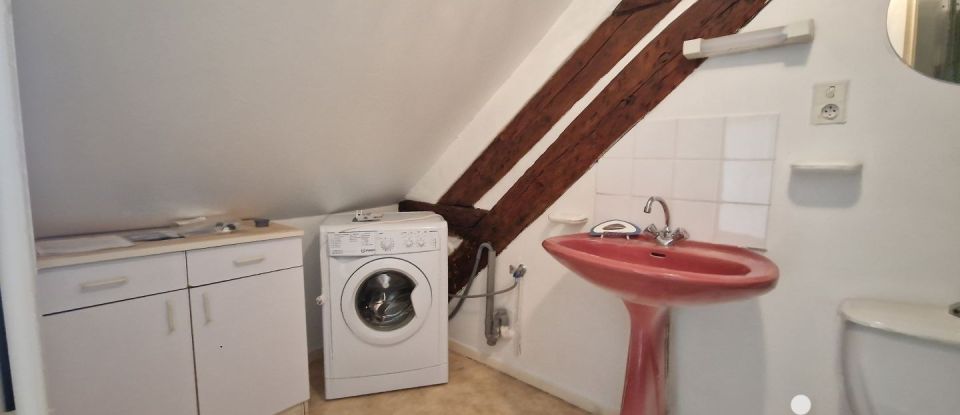 Studio 1 room of 24 m² in Dijon (21000)