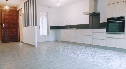 Maison 5 pièces de 112 m² à Solliès-Toucas (83210)