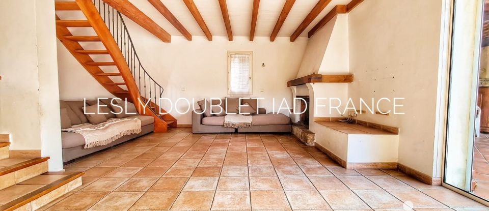 Traditional house 9 rooms of 300 m² in Le Beausset (83330)