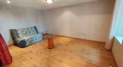 Maison 3 pièces de 104 m² à Lurcy-Lévis (03320)