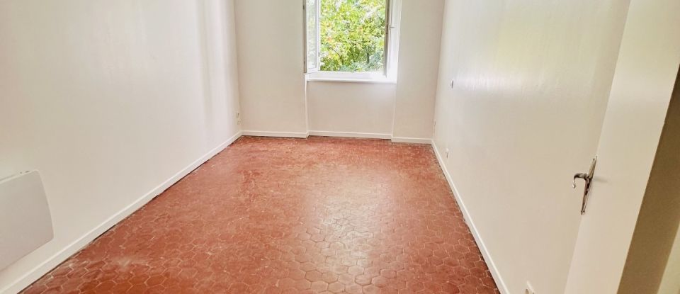 Appartement 5 pièces de 120 m² à Bédarieux (34600)