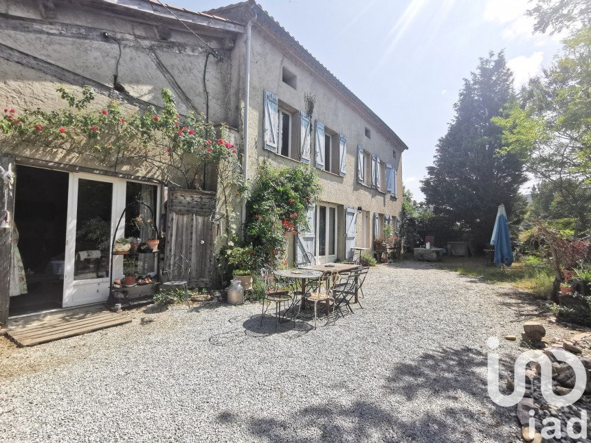 Farm 8 rooms of 255 m² in Sorèze (81540)