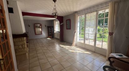 House 4 rooms of 160 m² in Le Subdray (18570)