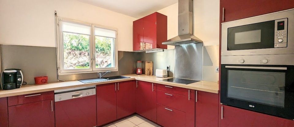 Maison 6 pièces de 131 m² à Bordeaux (33200)