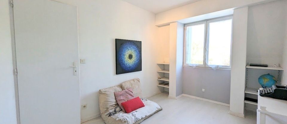 Maison 6 pièces de 131 m² à Bordeaux (33200)