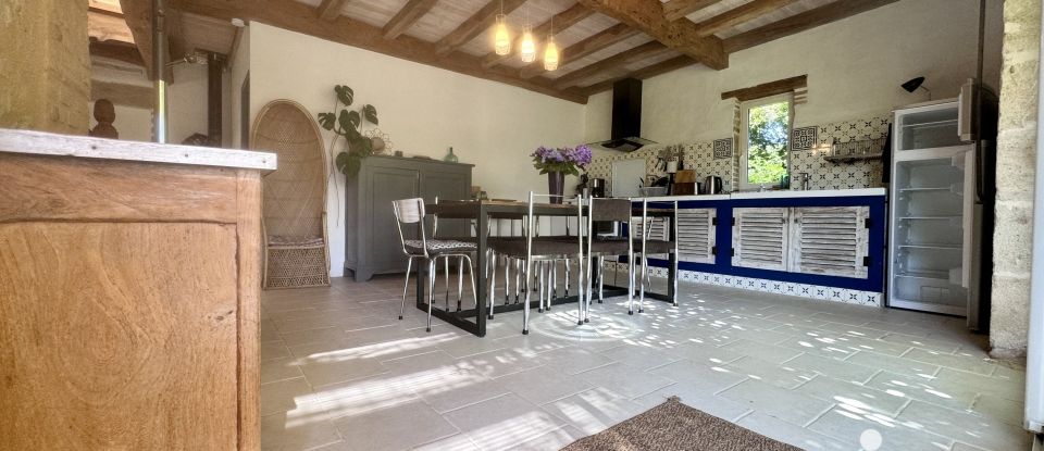 House 8 rooms of 342 m² in Morizès (33190)