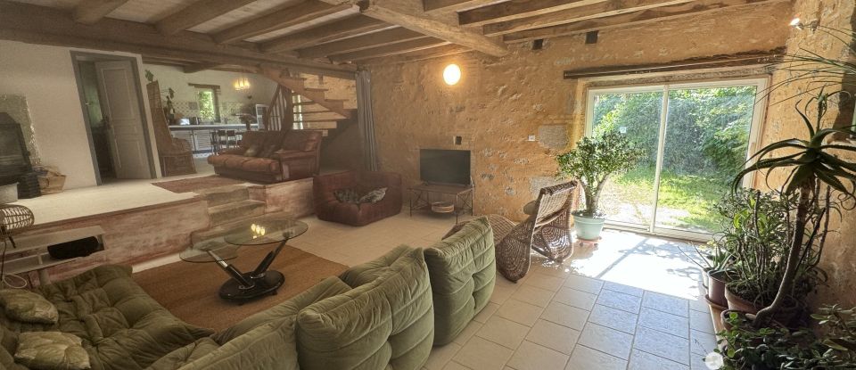 Maison 8 pièces de 342 m² à Morizès (33190)