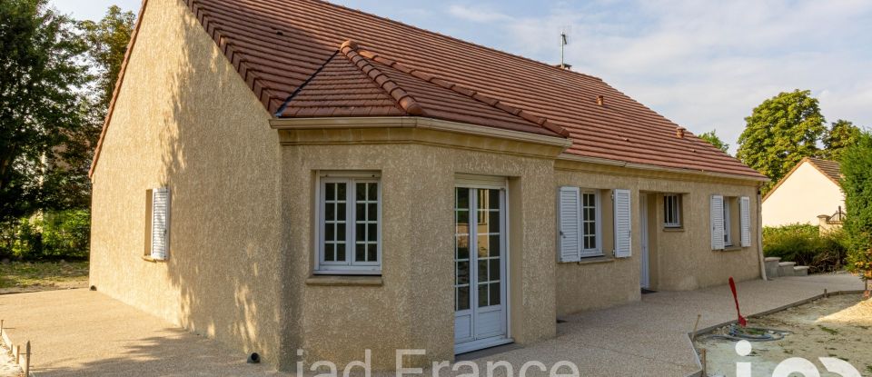 House 6 rooms of 120 m² in Maule (78580)