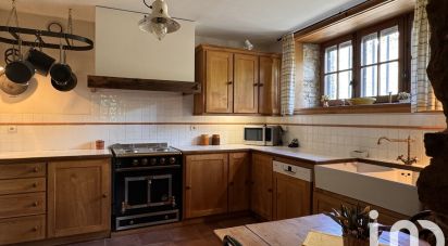 Traditional house 6 rooms of 167 m² in Talmont-Saint-Hilaire (85440)