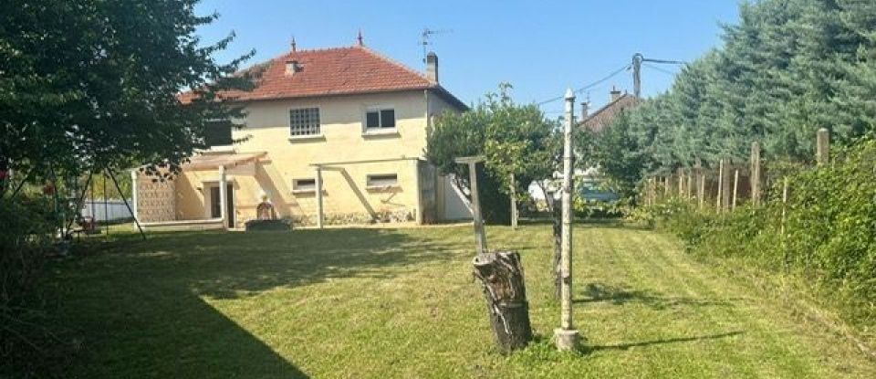 Maison 5 pièces de 116 m² à Domérat (03410)