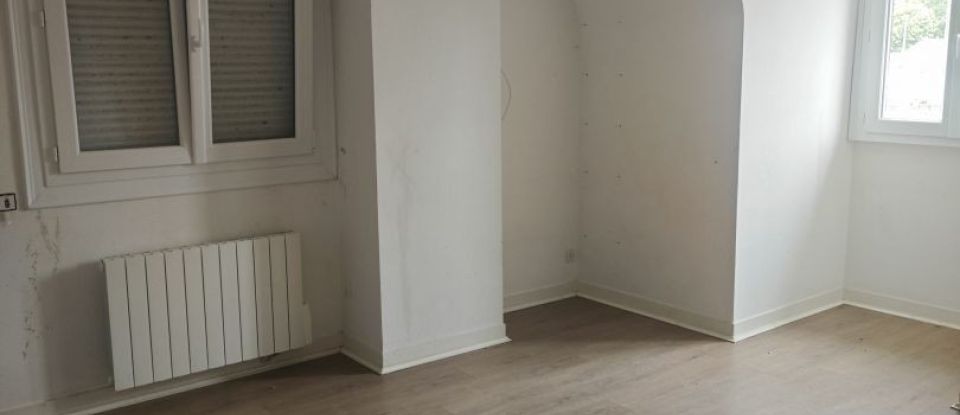 Maison 5 pièces de 118 m² à SAINT-MICHEL-DES-ANDAINES (61600)