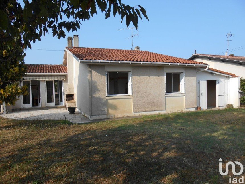 House 4 rooms of 93 m² in Marmande (47200)