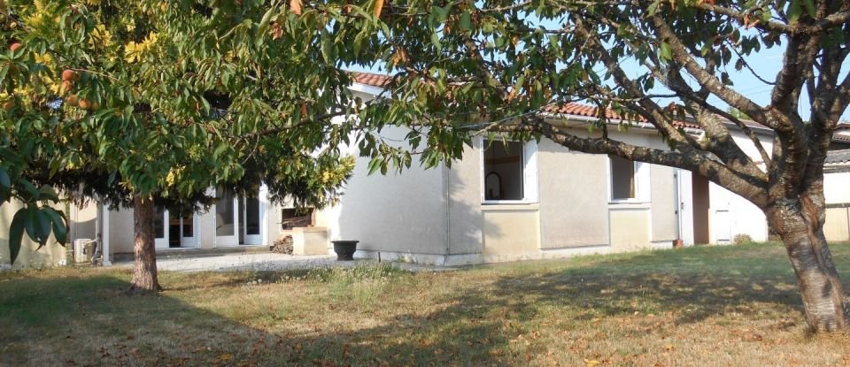 House 4 rooms of 93 m² in Marmande (47200)