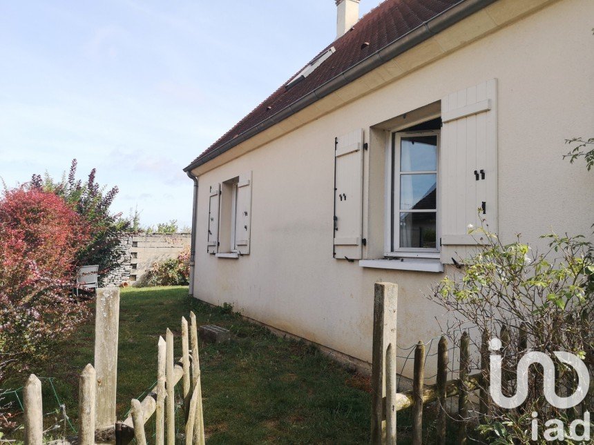 Traditional house 4 rooms of 95 m² in Senlis (60300)