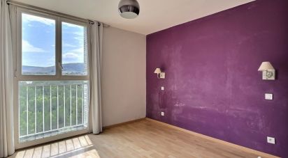 Appartement 5 pièces de 93 m² à Aubagne (13400)