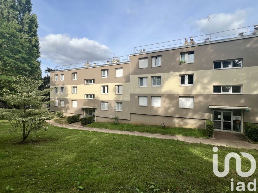 Appartement 3 pièces de 54 m² à Domont (95330)