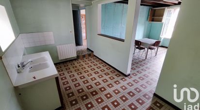 Maison traditionnelle 5 pièces de 102 m² à - (79340)