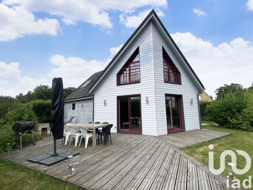 Architect house 7 rooms of 140 m² in Pont-Audemer (27500)