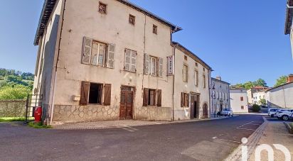 Mansion 11 rooms of 275 m² in Saint-Amant-Roche-Savine (63890)