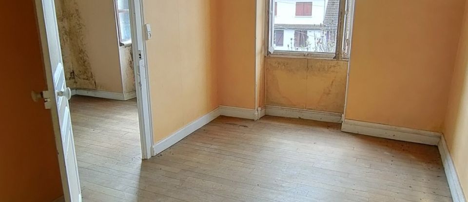 Maison 6 pièces de 150 m² à Escolives-Sainte-Camille (89290)