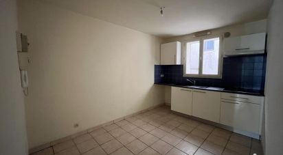 Appartement 3 pièces de 46 m² à Bagnols-sur-Cèze (30200)