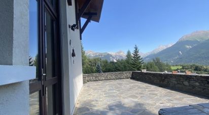 House 6 rooms of 230 m² in Aussois (73500)