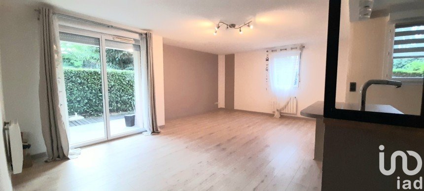 Apartment 3 rooms of 65 m² in Agen (47000)