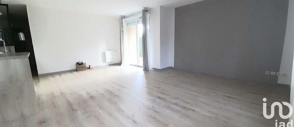 Apartment 3 rooms of 65 m² in Agen (47000)