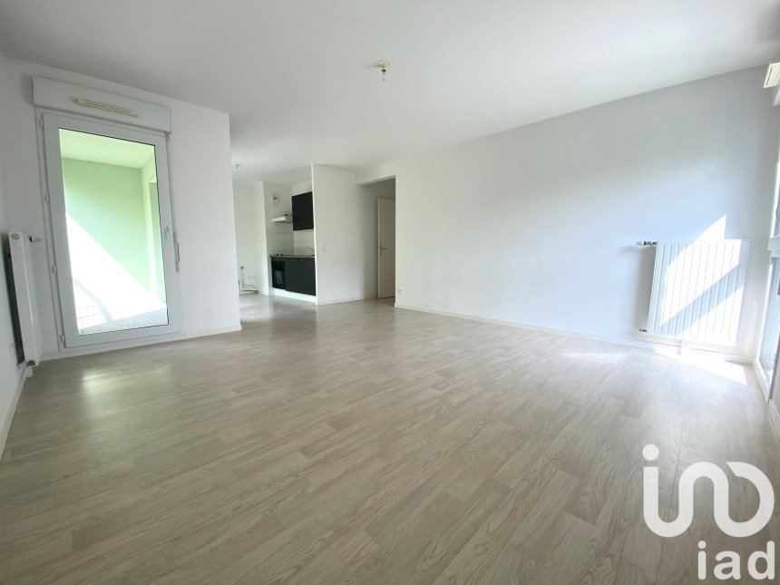 Apartment 3 rooms of 66 m² in Rennes (35000)