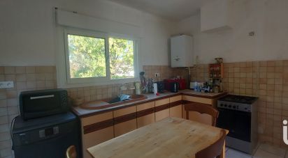 Maison 4 pièces de 92 m² à Les Billaux (33500)