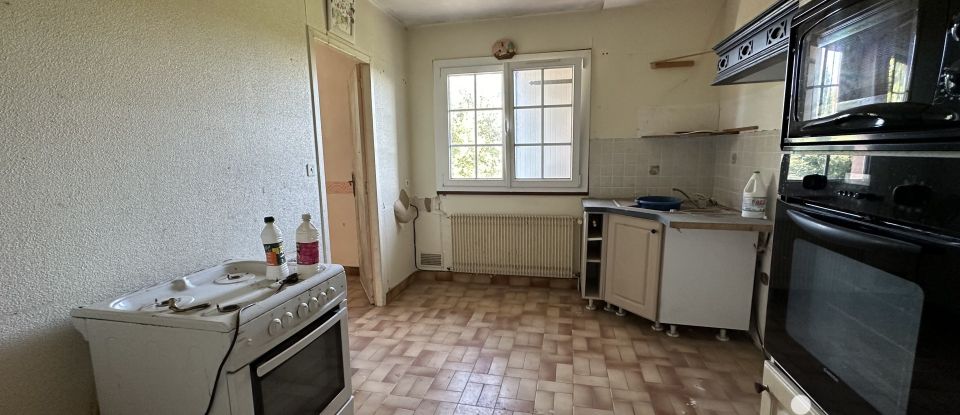 House 4 rooms of 101 m² in Vierzon (18100)