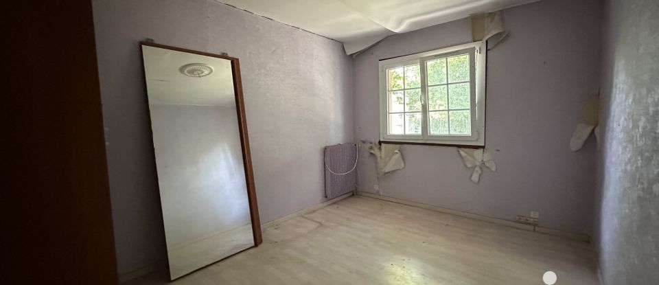 House 4 rooms of 101 m² in Vierzon (18100)